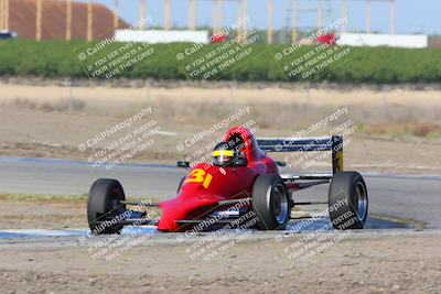 media/Apr-30-2022-CalClub SCCA (Sat) [[98b58ad398]]/Group 6/Race (Outside Grapevine)/